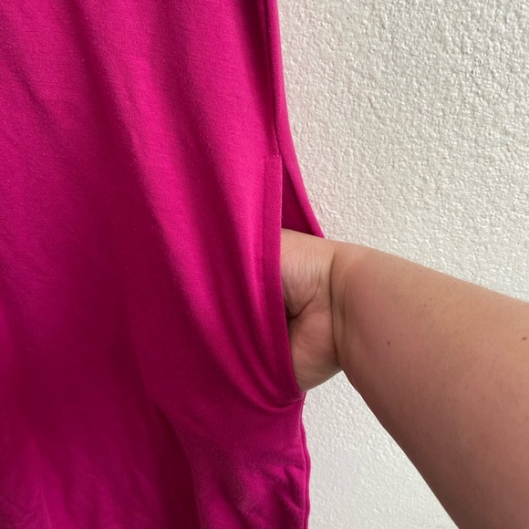 💥Time and Tru Vibrant Pink Casual T-Shirt Dress M - Picture 5 of 9
